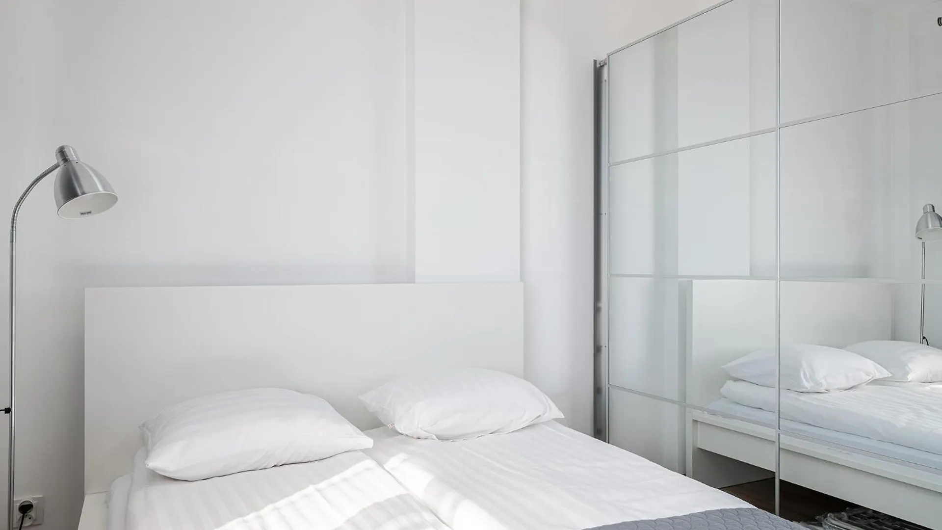 Rentplanet - Apartamenty Pileckiego Warszawa