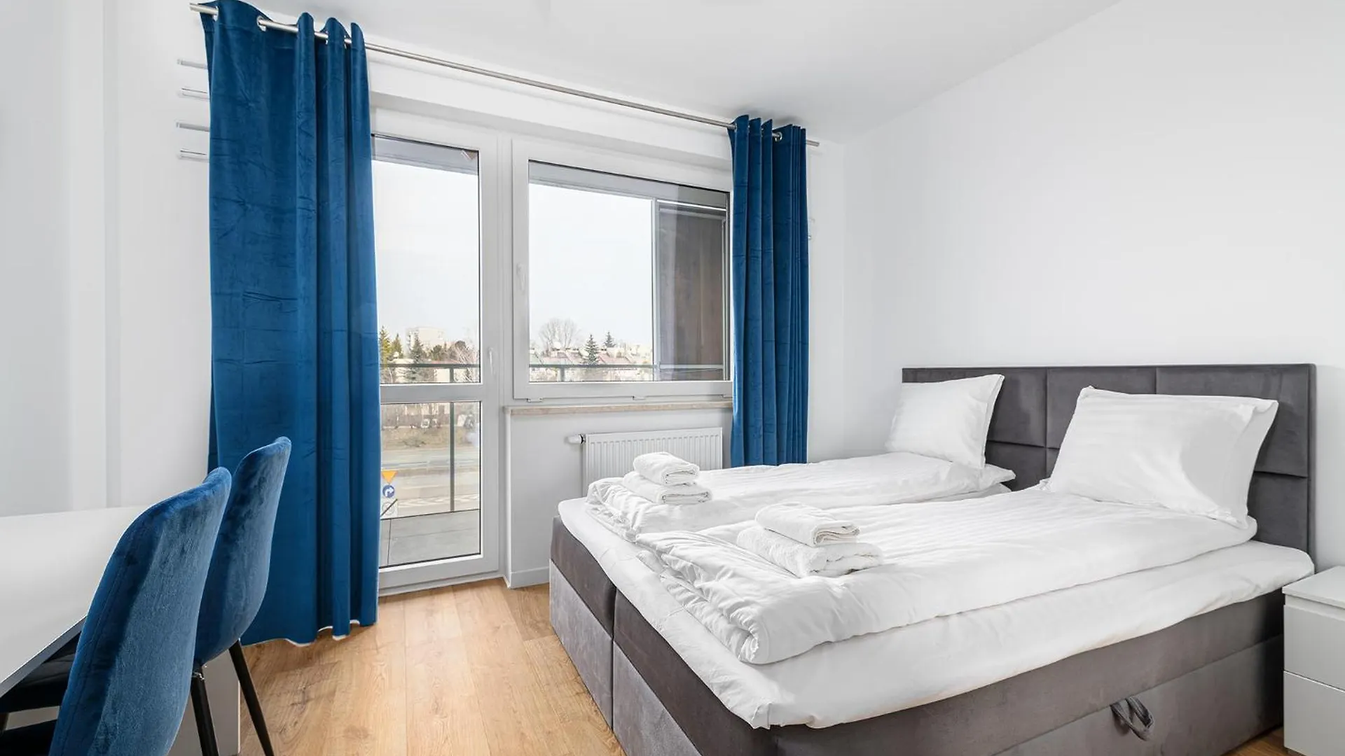 Rentplanet - Apartamenty Pileckiego Варшава 0*,  Польша